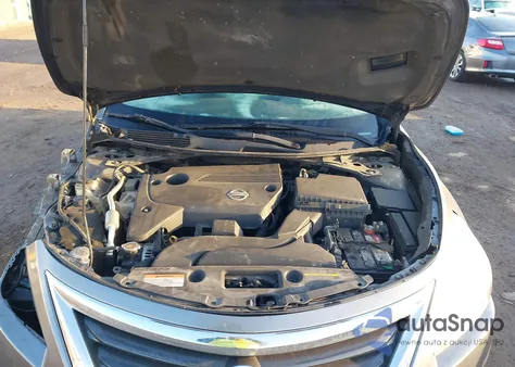 2014 Nissan Altima 2.5 Sv z USA, uszkodzony, nr VIN 1N4AL3AP7EC131575